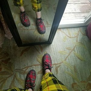 TUK Red Plaid Creepers with Spikes